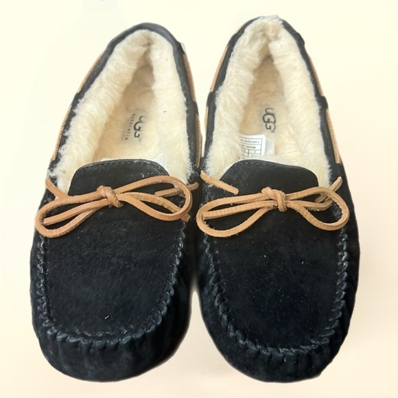 UGG Dakota Moccasin Slippers SN 5612 | Blue w/Brown Ties | US-5 - Picture 4 of 5